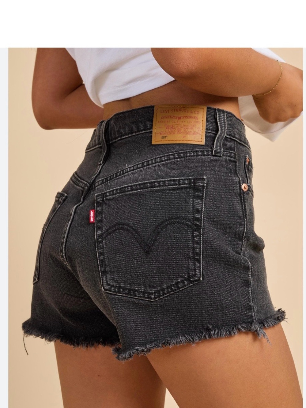 Levi’s 501 High-Rise Black Distressed Denim Shorts with Frayed Hem sz 25